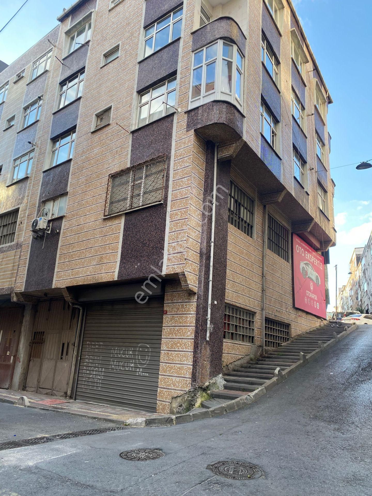 Muhteşem Konumda Esenler Yavuzselim Mahallesinde Köşe Başında 150m2 Satılık Dükkan - Görsel 9