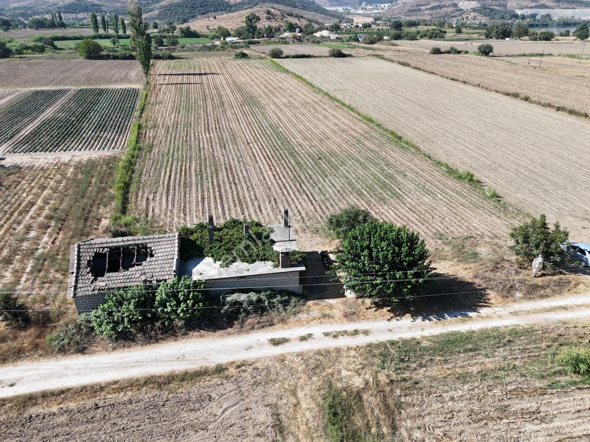 Milas Kızılcayıkık Mahallesi – 10.067 M2 Yatırımlık Tarla & Müstakil Ev - Görsel 12