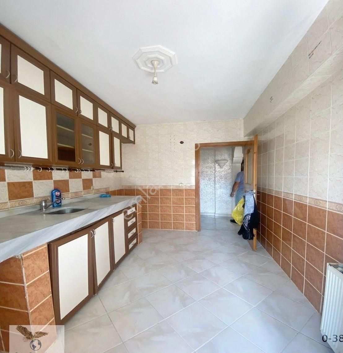 Avcılar Cihangirde İster Yatırımlık İster Oturumluk 2+1 Satılık Ara Kat Daire - Görsel 6