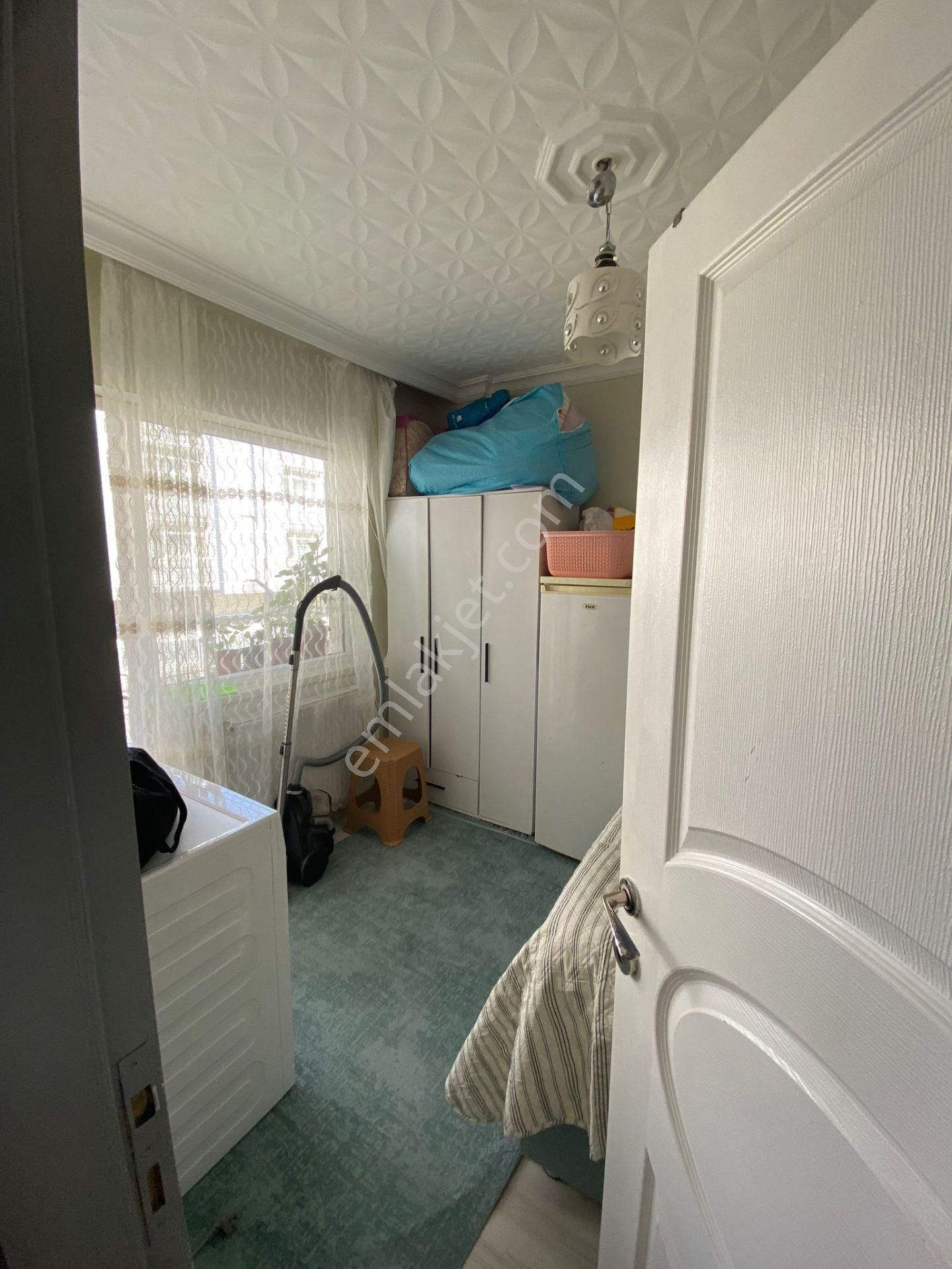 Mareşal Çakmak Mah.'de Ön Cephe 3+1 Full Yapılı Daire - Görsel 6