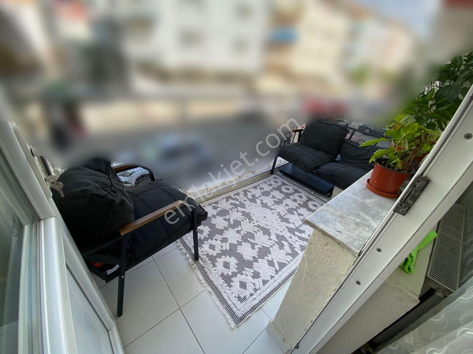 Mareşal Çakmak Mah.'de Ön Cephe 3+1 Full Yapılı Daire - Görsel 11