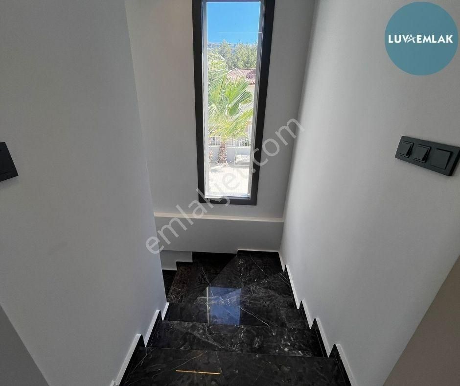 Didim Akbük'te Özel Havuzlu Doğa Manzaralı 3+1 Sıfır Villa - Görsel 15