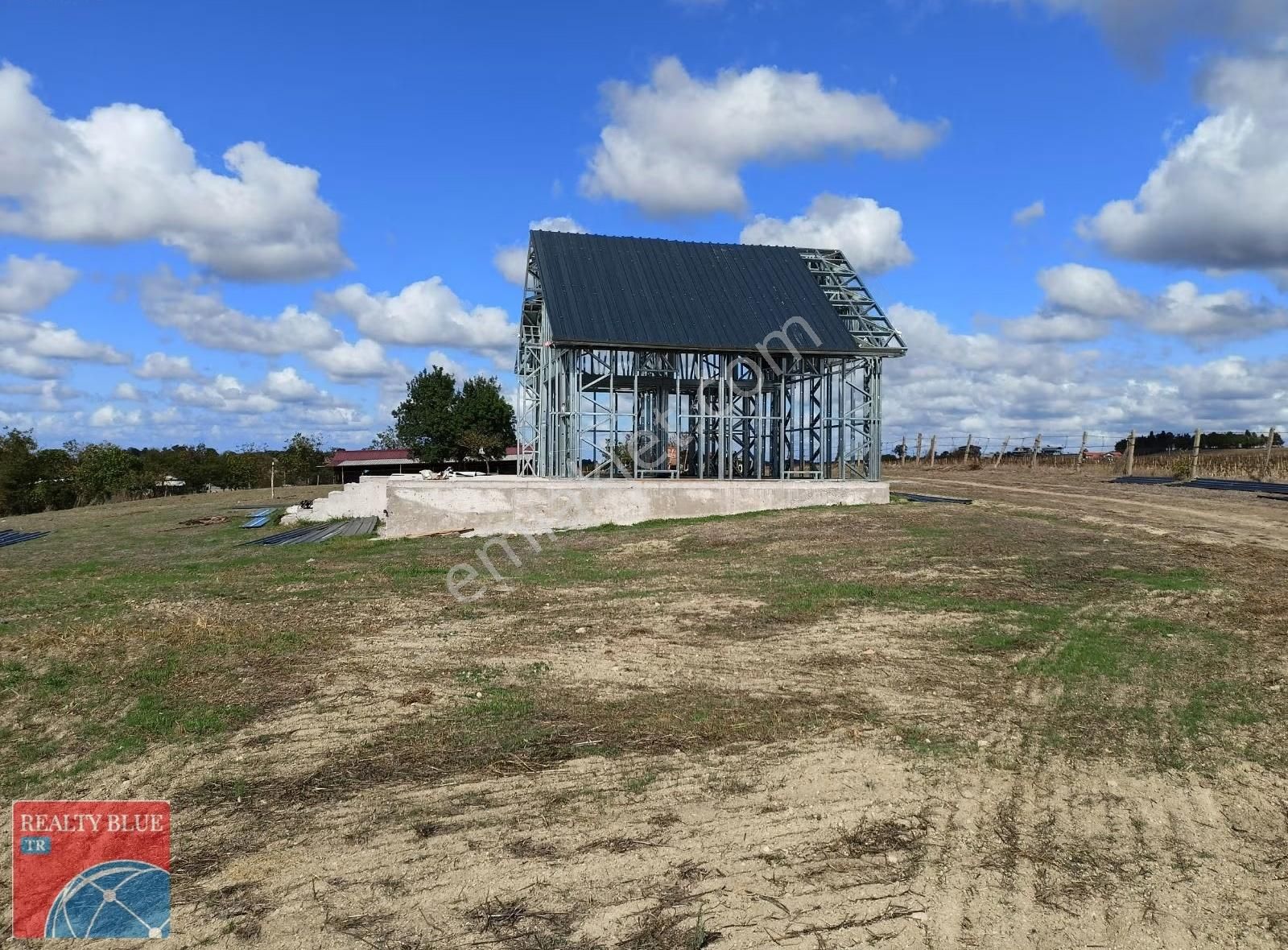 Sakarya Kaynarca Köyün Dininde 4673 M2 Tarla - Görsel 8