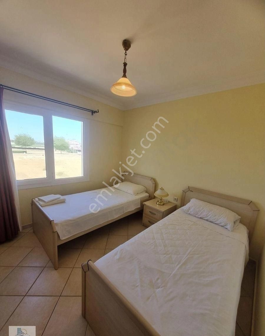 Didim Çamlık Mahallesinde Havuzlu Site İçerisinde Geniş Teraslı 2+1 Dubleks Daire - Görsel 2