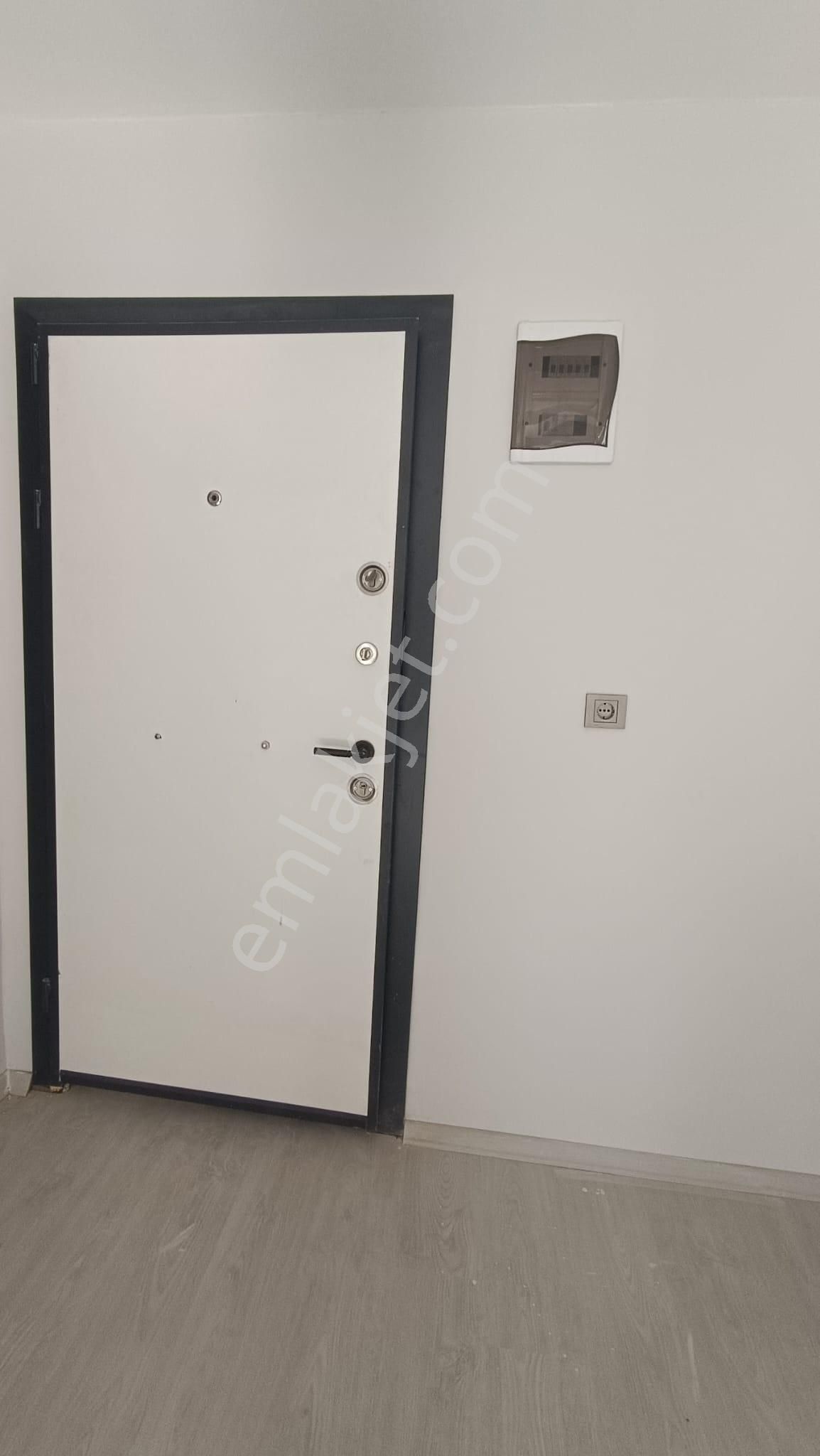 Sahibinden Bulvar Cepheli Geniş Odalı Sıfır 1+1 - Görsel 7