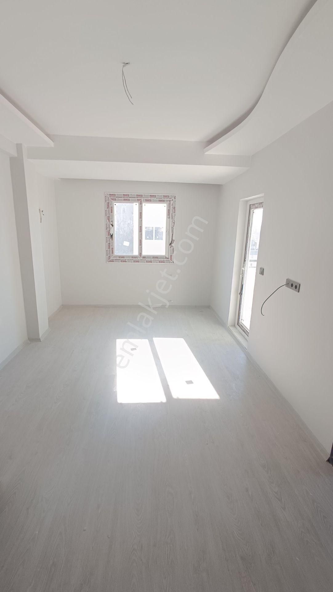 Sahibinden Bulvar Cepheli Geniş Odalı Sıfır 1+1 - Görsel 4