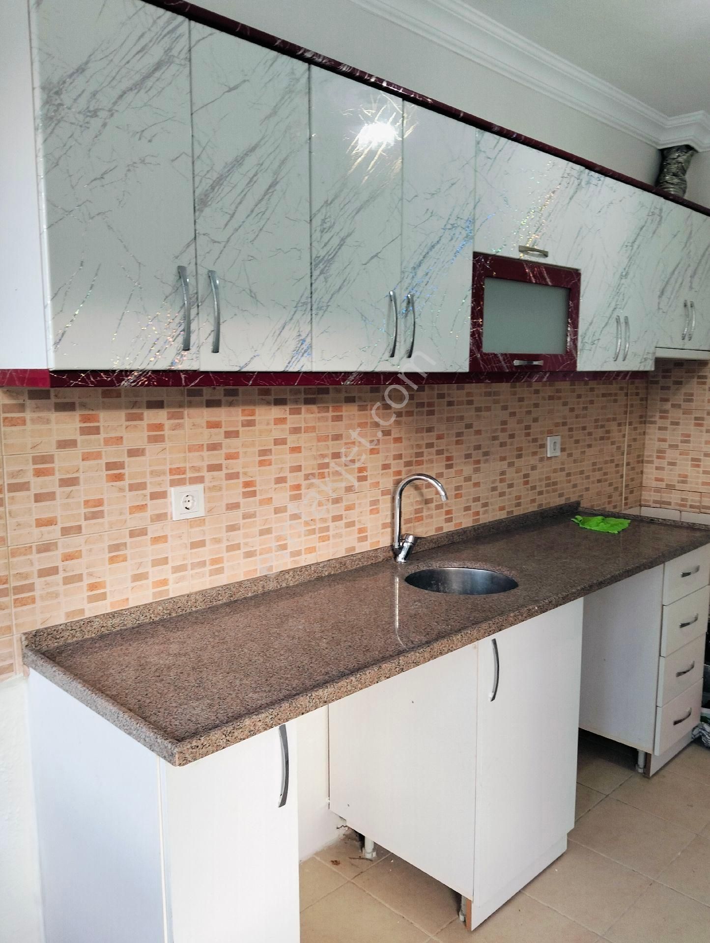 Patlangıçmölüdeniz Uolunda Kiralık 3+1 Daire - Görsel 9