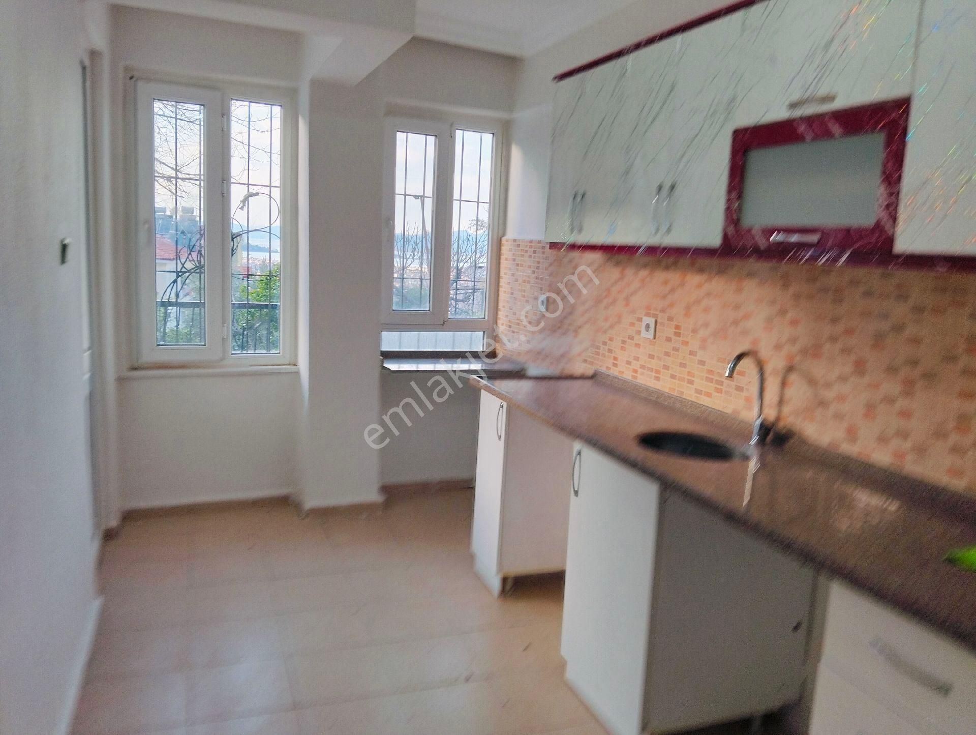 Patlangıçmölüdeniz Uolunda Kiralık 3+1 Daire - Görsel 8