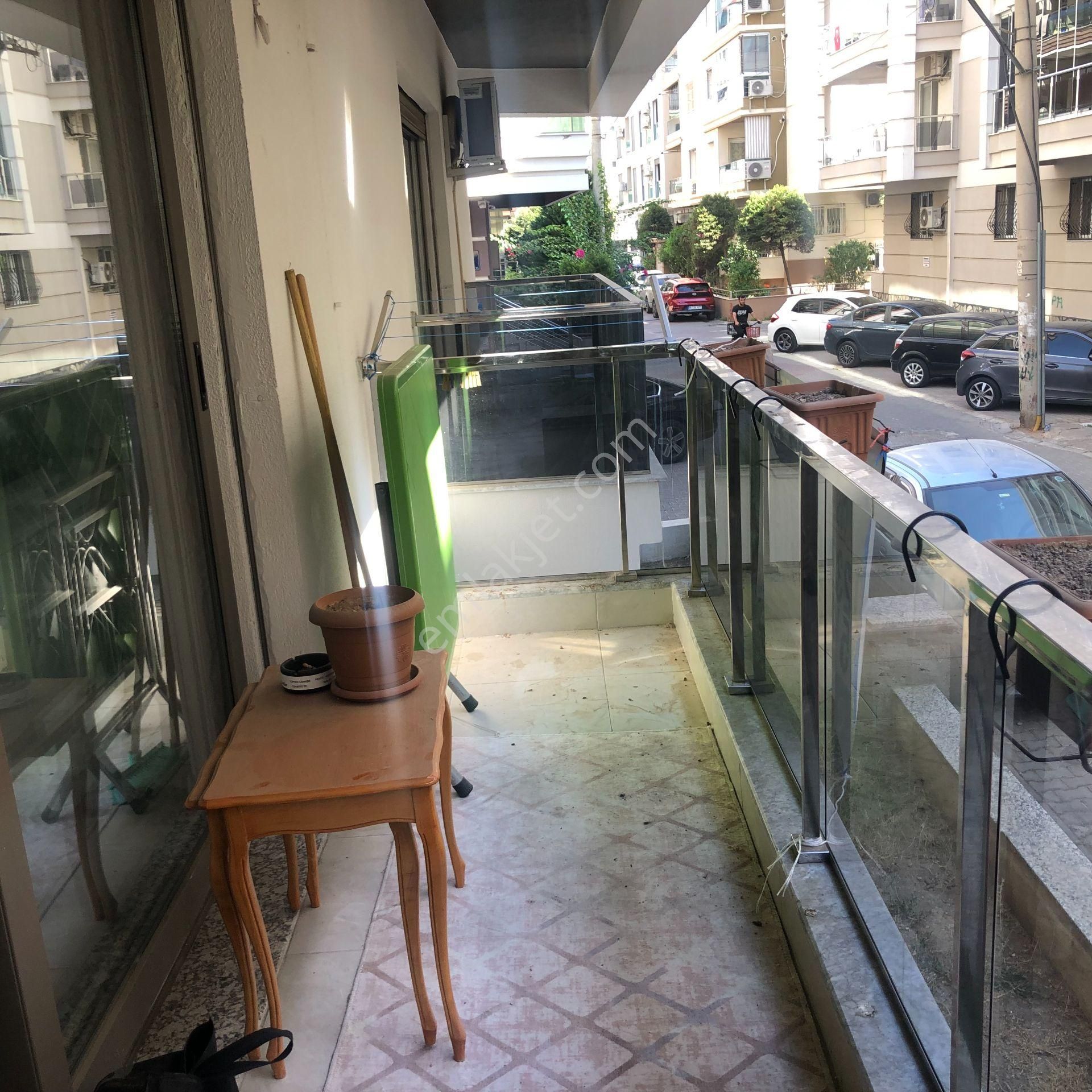 Karşıyaka Yalı Mahallesinde Satılık 1+1 Lüx Daire - Görsel 2