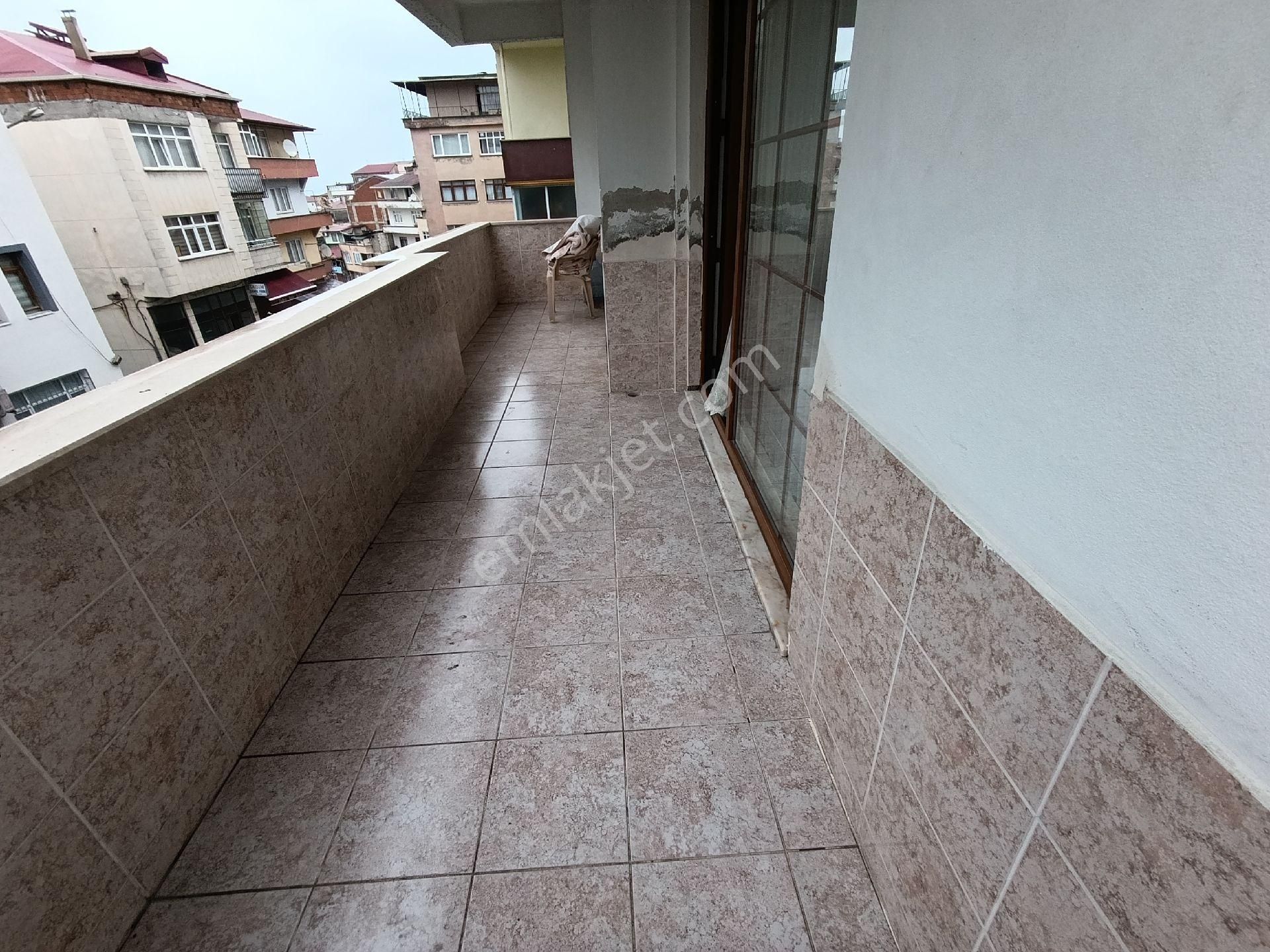 Toklu Mahallesi 'de Ana Cadde Üzerinde Satılık Üç Cepheli Daire - Görsel 20
