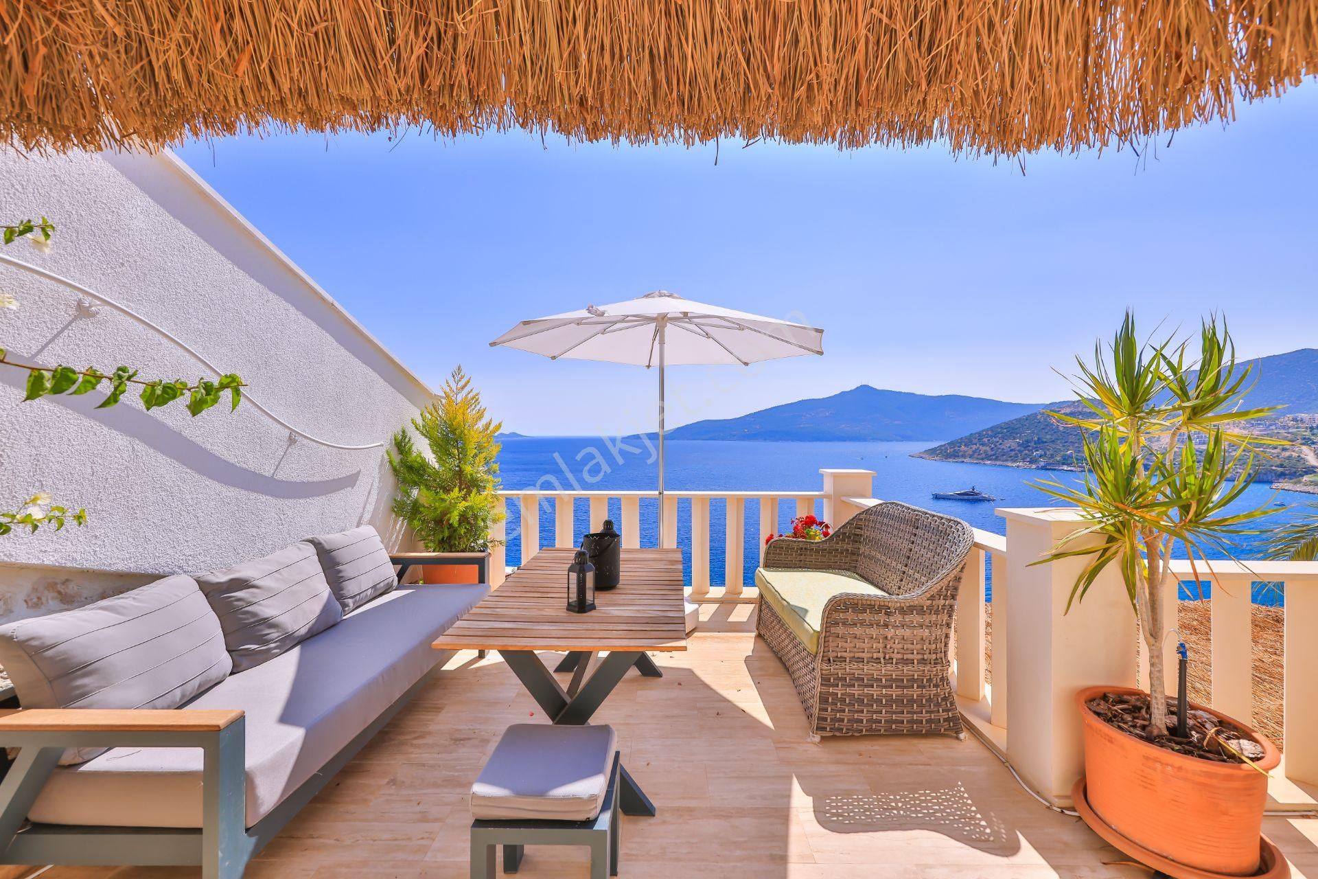 Kalkan Komurlukte Eşsiz Manzaralı Lüks Villa – Yatırım Fırsatı - Görsel 10