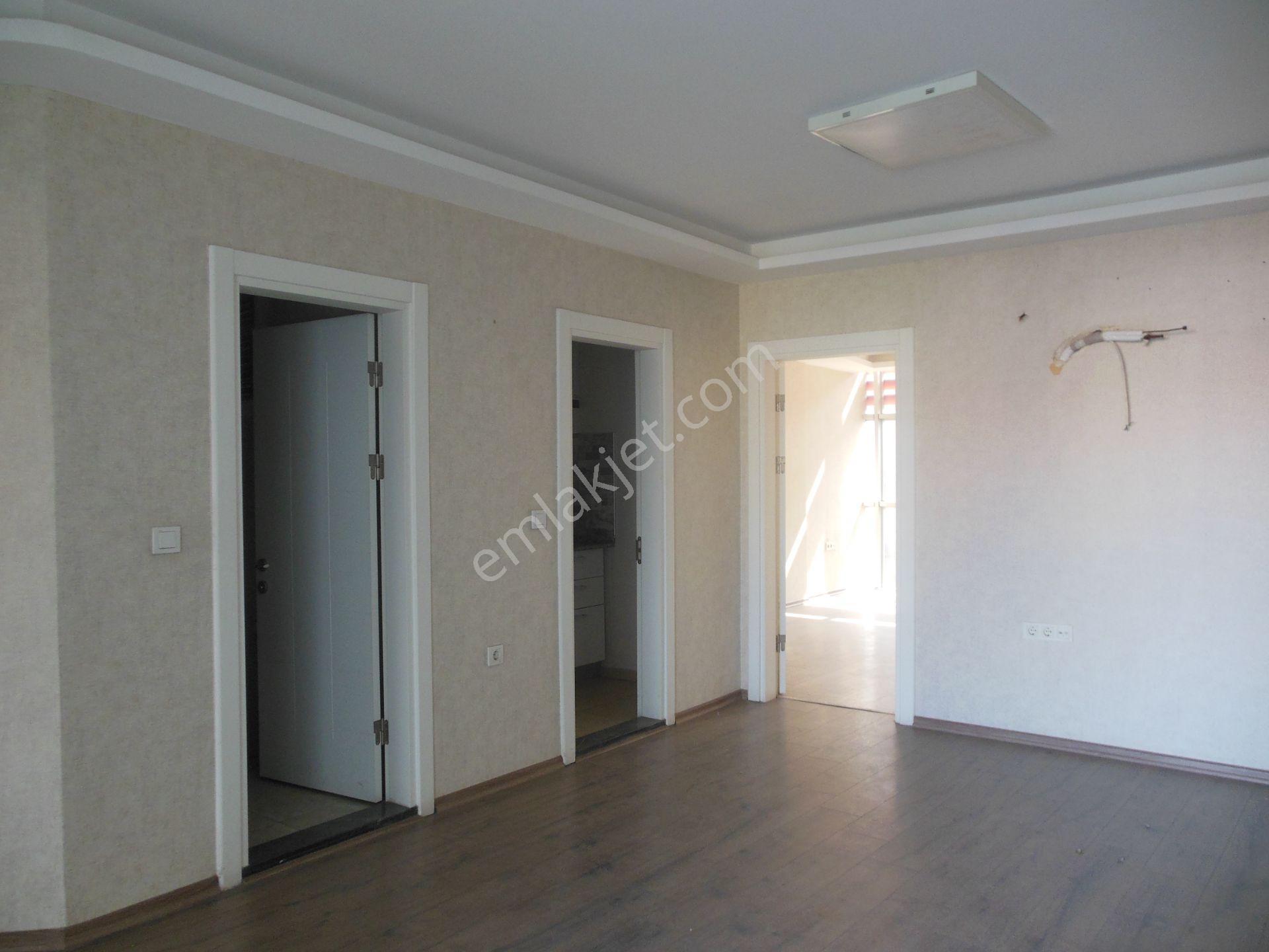 Bal Gayrimenkul-atatürk Caddesi Üzerinde Geniş 1+1 Ofis & Büro - Görsel 20
