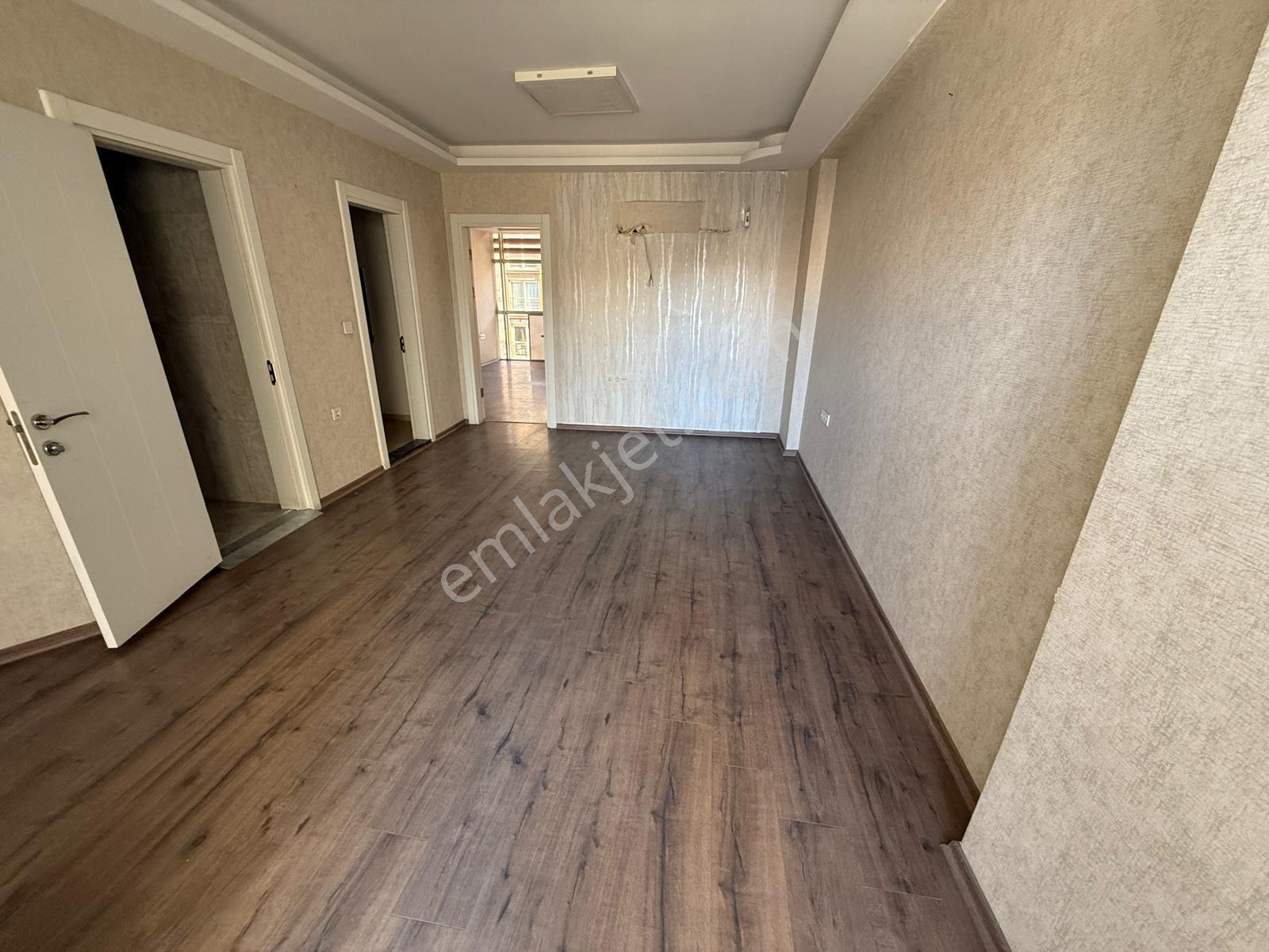 Bal Gayrimenkul-atatürk Caddesi Üzerinde Geniş 1+1 Ofis & Büro - Görsel 35