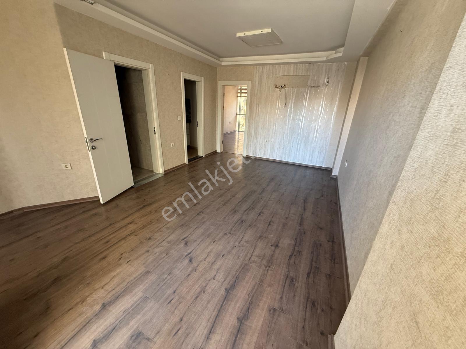 Bal Gayrimenkul-atatürk Caddesi Üzerinde Geniş 1+1 Ofis & Büro - Görsel 33