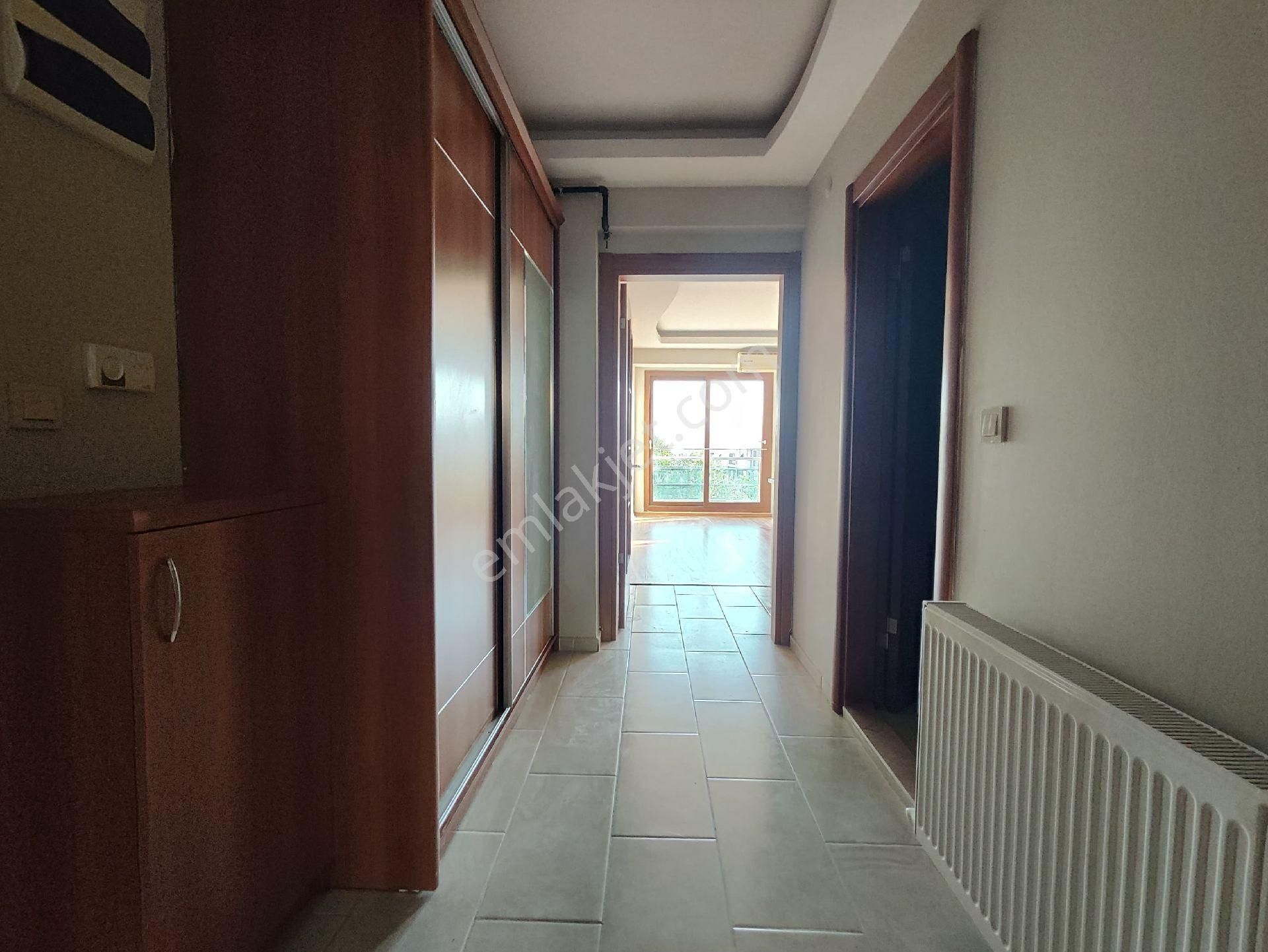 Buca Adatepe Mah. 2+1 Ara Kat Doğalgazlı Klimalı Kiralık Daire - Görsel 8