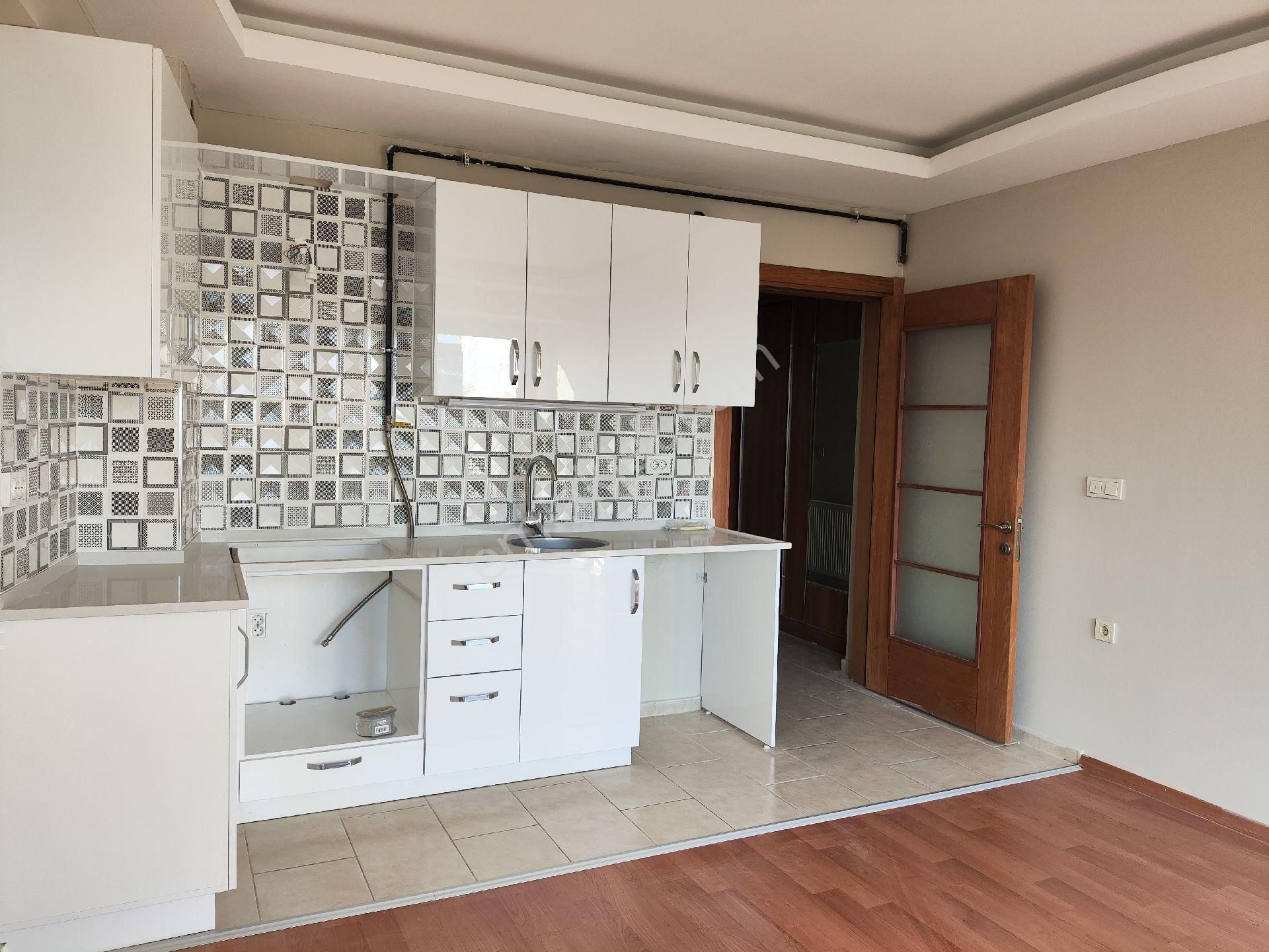 Buca Adatepe Mah. 2+1 Ara Kat Doğalgazlı Klimalı Kiralık Daire - Görsel 14