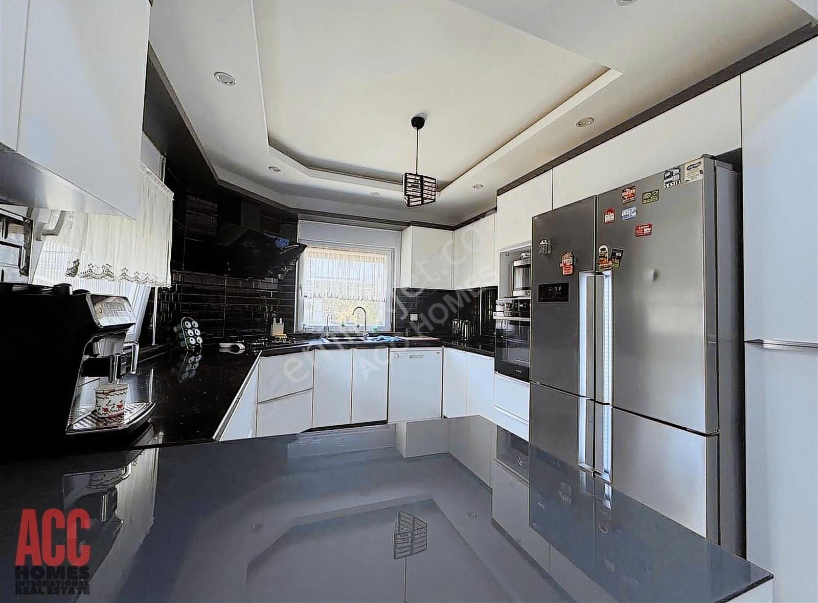 Acc Homes'tan Altıntaş'ta Site İçinde 4+1 Havuzlu Tripleks Villa - Görsel 35