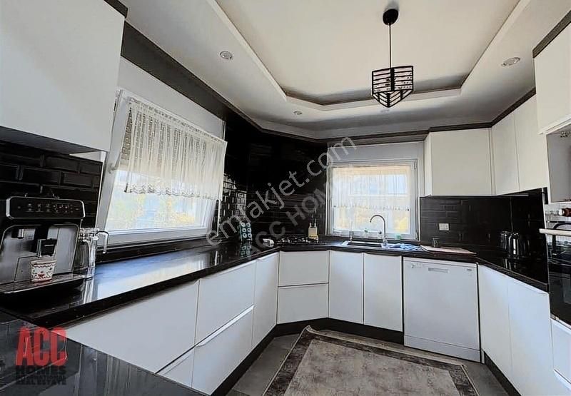 Acc Homes'tan Altıntaş'ta Site İçinde 4+1 Havuzlu Tripleks Villa - Görsel 15