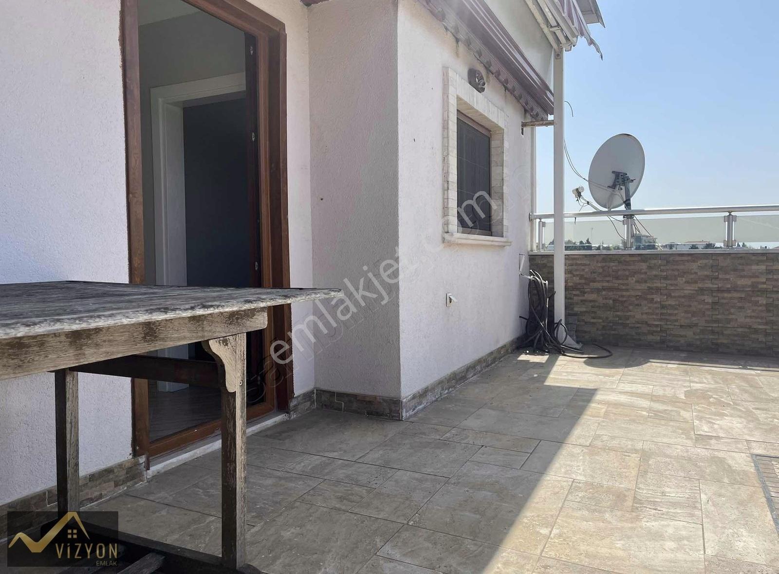 Ferhat Yağcı'dan Balyanoz Koyu Deniz Manzaralı 5+2 250m² Villa - Görsel 6