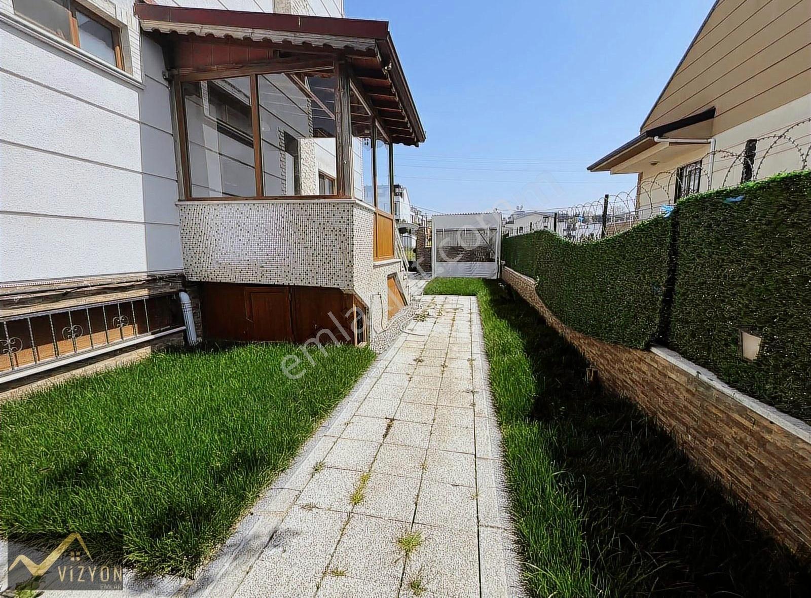 Ferhat Yağcı'dan Balyanoz Koyu Deniz Manzaralı 5+2 250m² Villa - Görsel 17