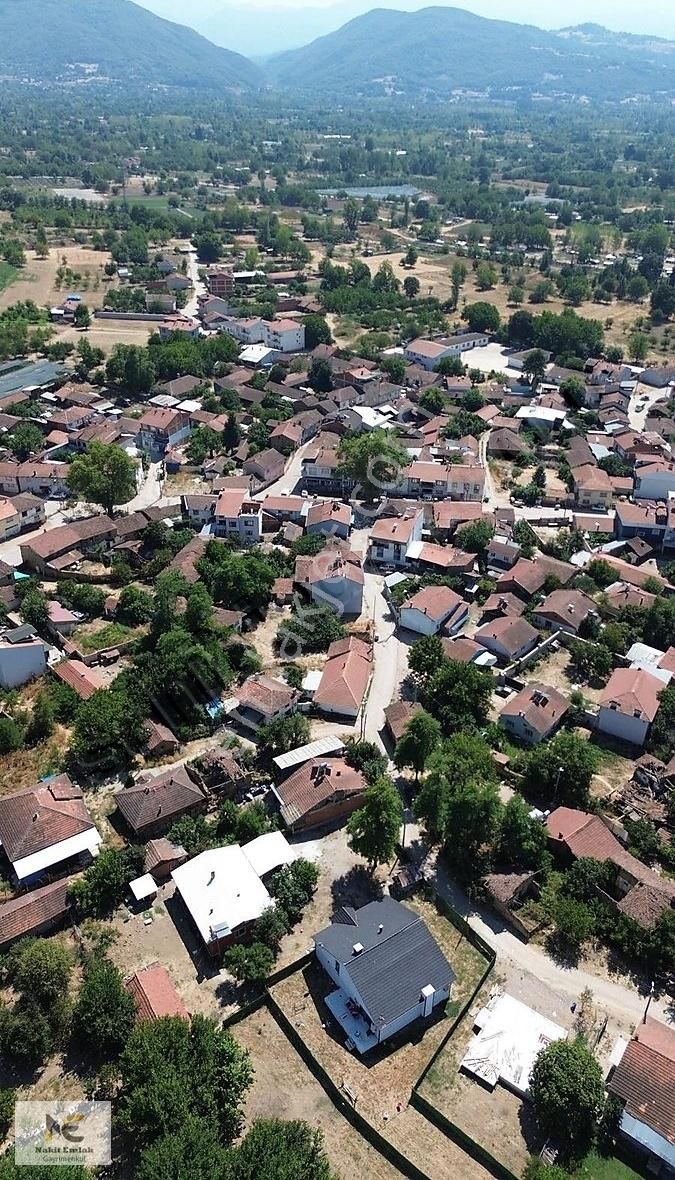 Kyenice'de Kerpiç Depo Ve Arsası 100m2 Kapalı Alan 325m2 Toplam - Görsel 14