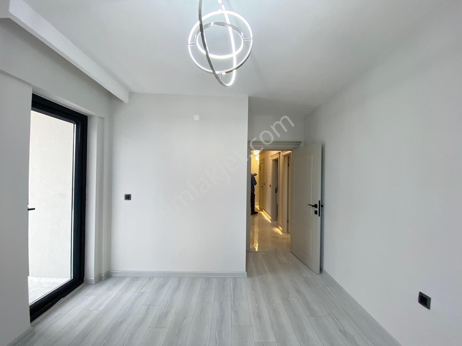 Hisarda Cadde Yakını Sıfır E.banyolu 3+1 3. Ara Kat !!! - Görsel 10