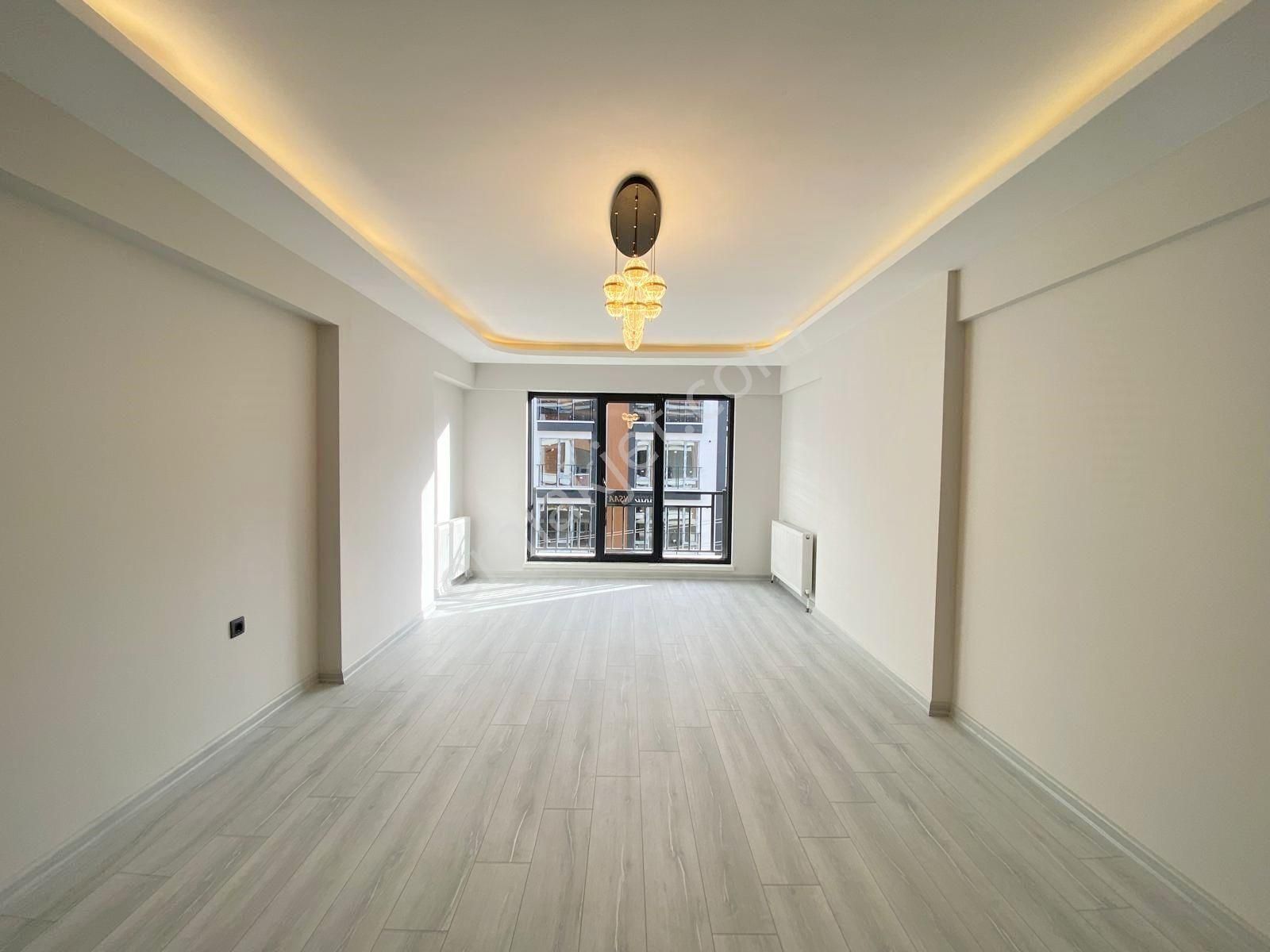 Hisarda Cadde Yakını Sıfır E.banyolu 3+1 3. Ara Kat !!! - Görsel 7