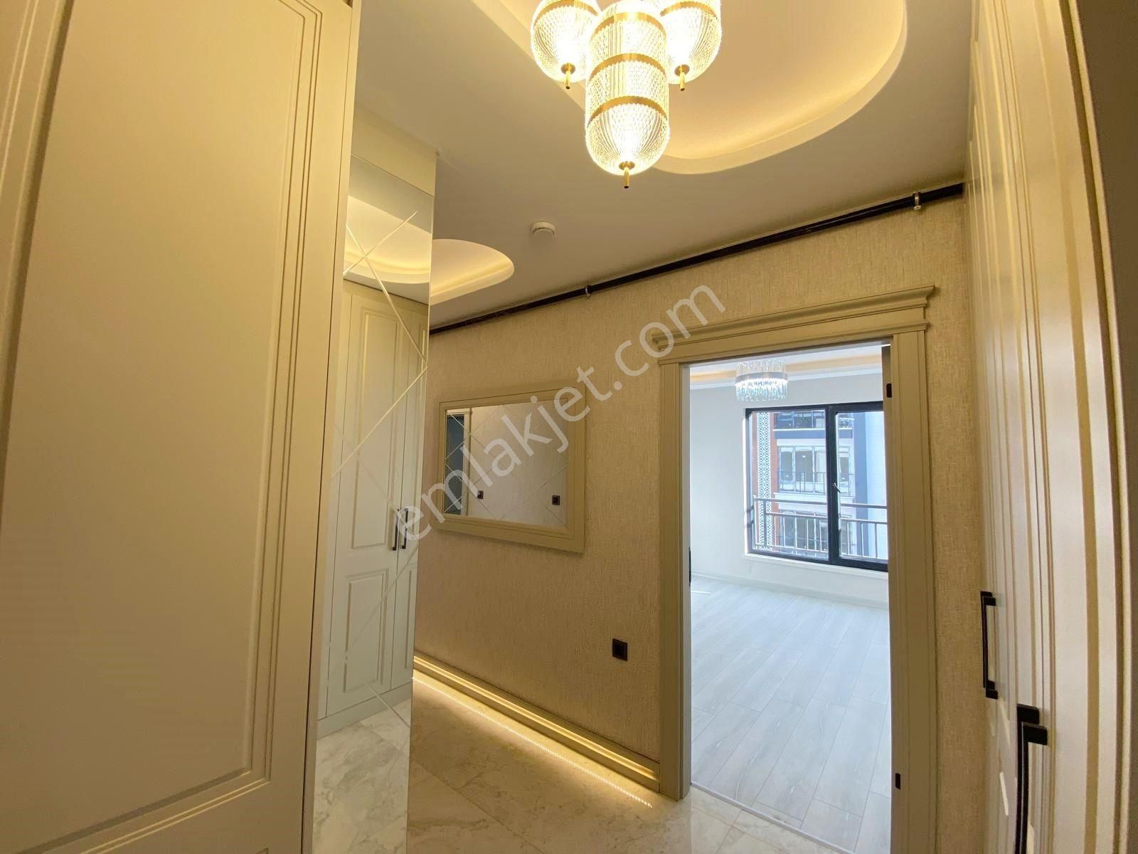 Hisarda Cadde Yakını Sıfır E.banyolu 3+1 3. Ara Kat !!! - Görsel 26