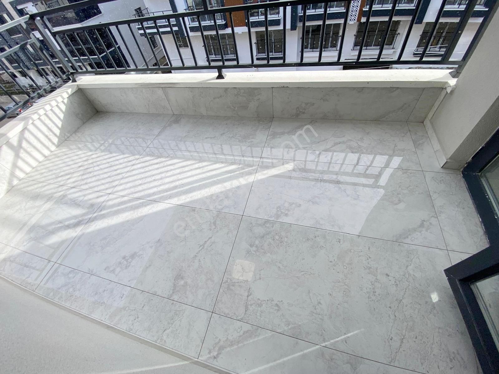 Hisarda Cadde Yakını Sıfır E.banyolu 3+1 3. Ara Kat !!! - Görsel 30