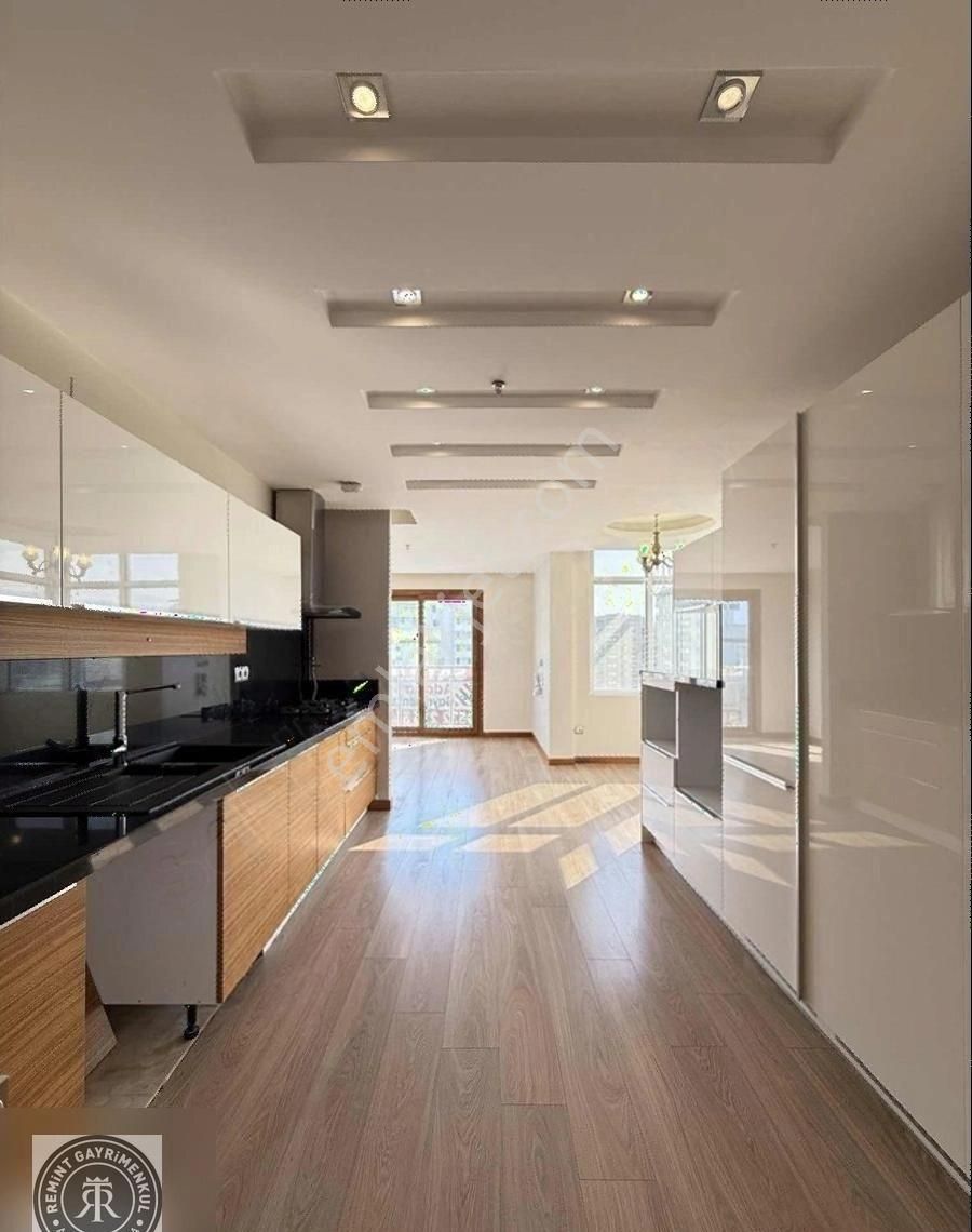 Remint'den Turgut Özal Bulvarı Huzurevleri Mahallesi 4+1 Lüks! - Görsel 5