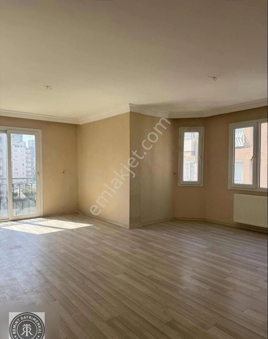 Remint'den Türkmenbaşında 4+1 Açık Mutfak Çift Banyo Satılık! - Görsel 17