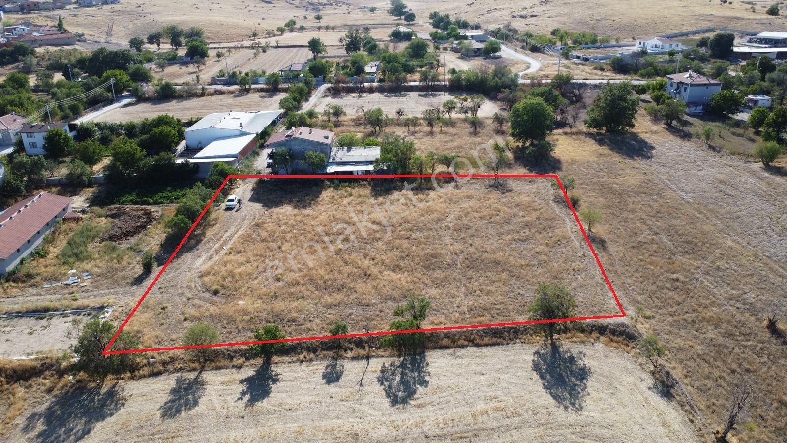 Afyon Üçok Emlaktan Sülün De Satılık 3.587m² Yatırımlık Tarla - Görsel 4