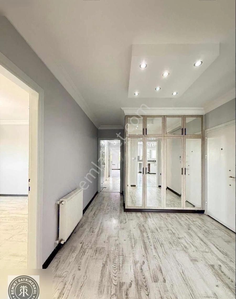 Remint'den Turgut Özal Bulvarı Gündoğdu Okulları Karşısı 4+1! - Görsel 8