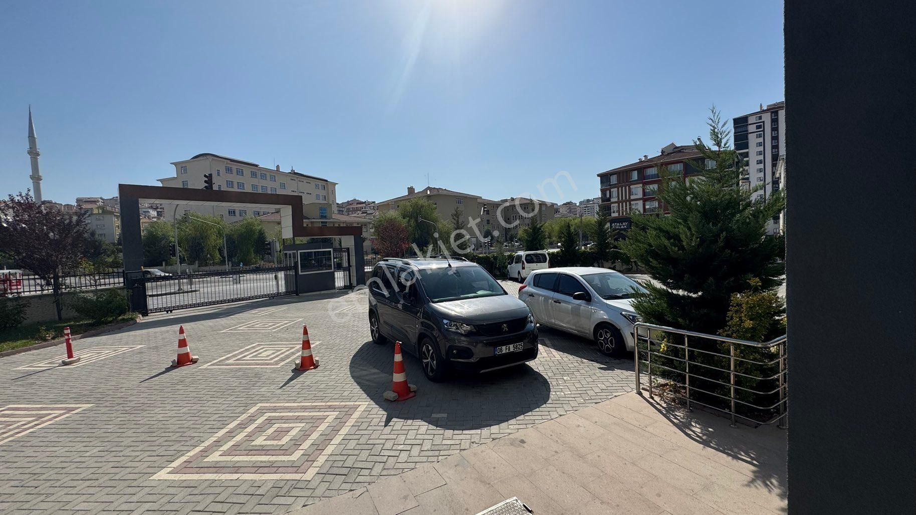 Senemden Ovacıkta 4. Katta Full Yapılı 4+1+kiler Site Dairesi - Görsel 21