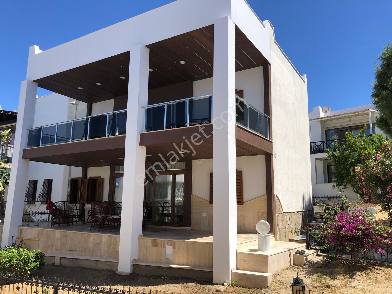 Gümüşlük Koyunbaba'da Gümüşkaya Sitesinde 3+1 İkiz Dubleks