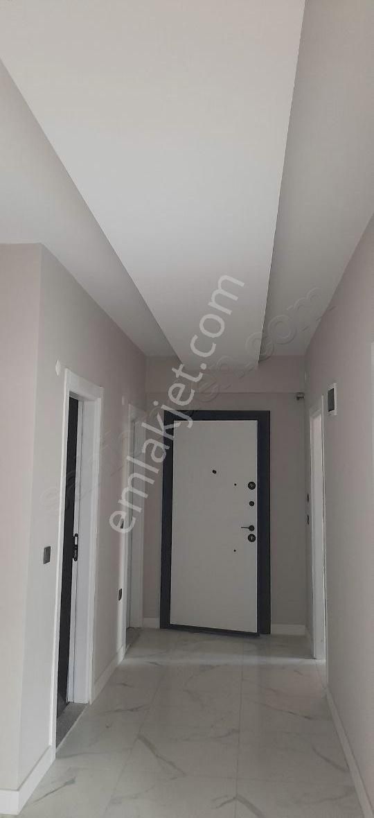 Cumhuriyet Mahallesinde Ebeveyn Banyolu Sıfır 3 Artı 1 - Görsel 8