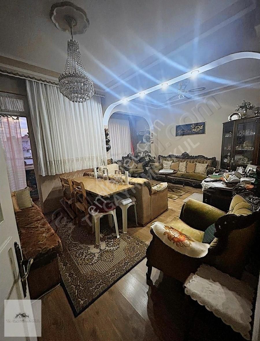 İstanbul Küçükçekmece Kanarya Mahallesi Müstakil Ev - Görsel 9