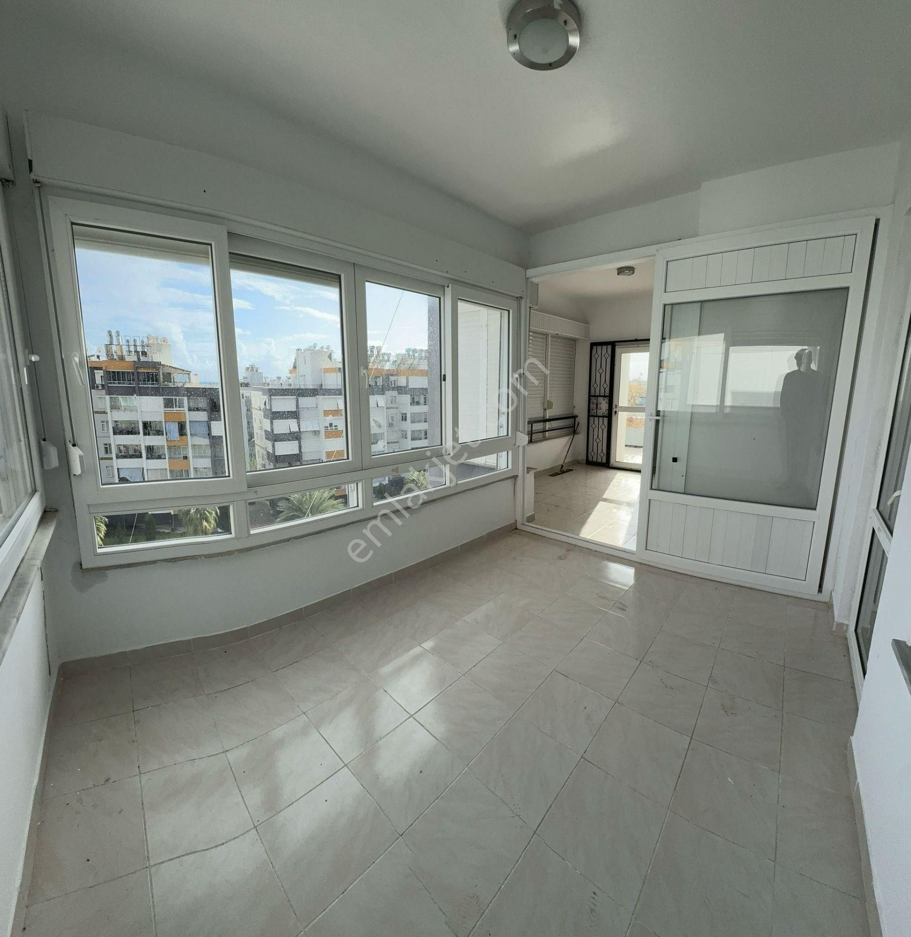 Ertuğrul'dan Havuzlu- Deniz Manzaralı- Teraslı 350 M2 Daire - Görsel 8