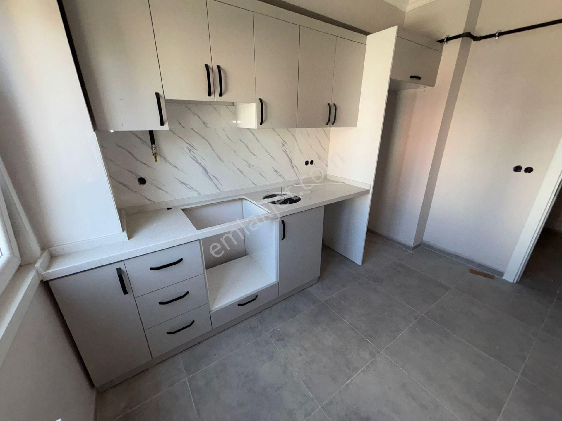 Kartal Yunusta Sıfır Binada Katta Tek Kiralık 2+1 Daireler - Görsel 24