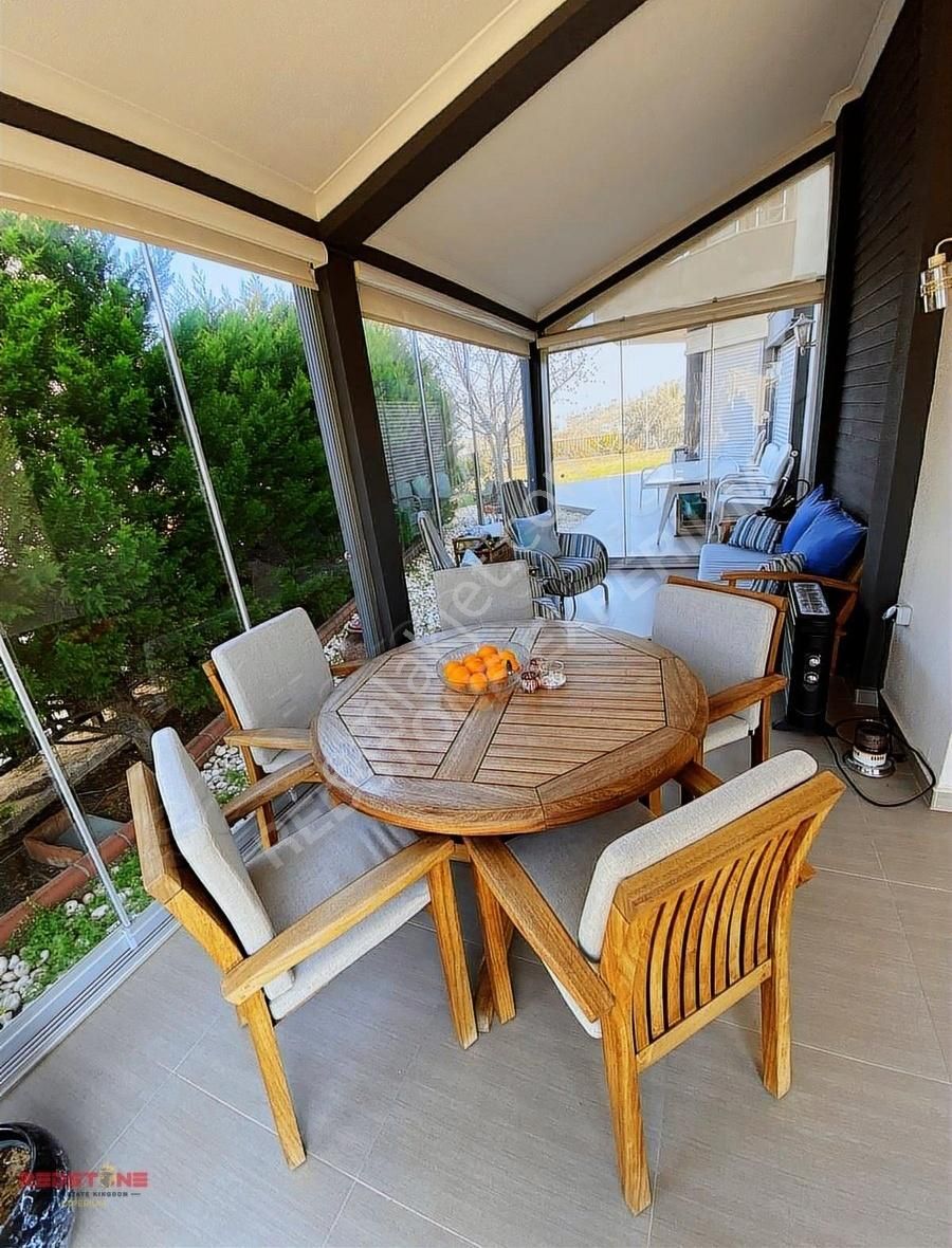 Güzelbahçe Kahramandere'de Deniz Manzaralı 6+1 Müstakil Villa - Görsel 14