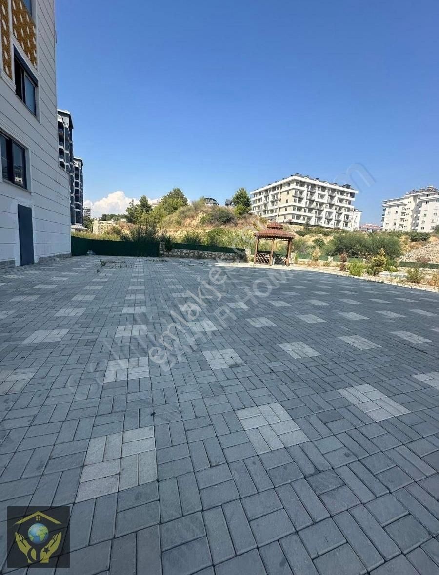 Merkezi Konumda Market Üstü Yanında Büyük Aliş Veriş Merkezi Yap - Görsel 7