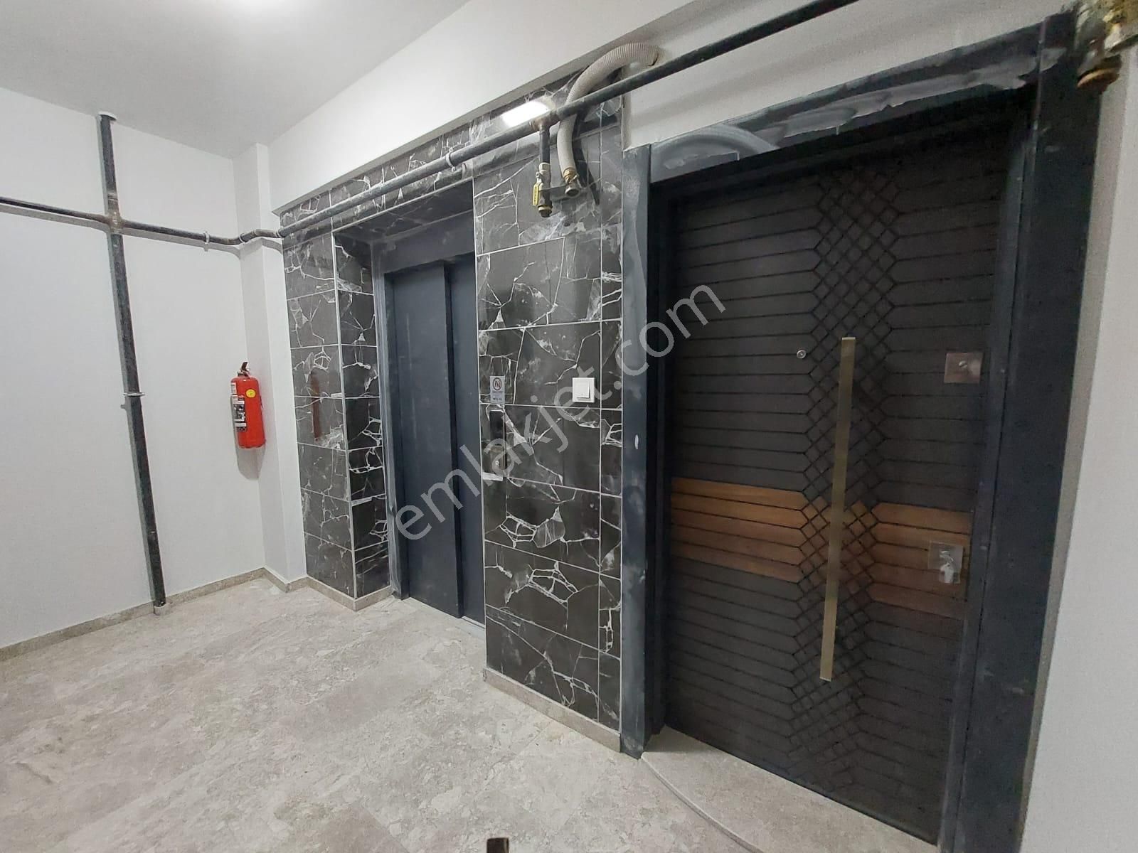 Atatürk Mahallesi'nde Bireysel Otoparklı 3+1 Satılık Sıfır Daire - Görsel 25