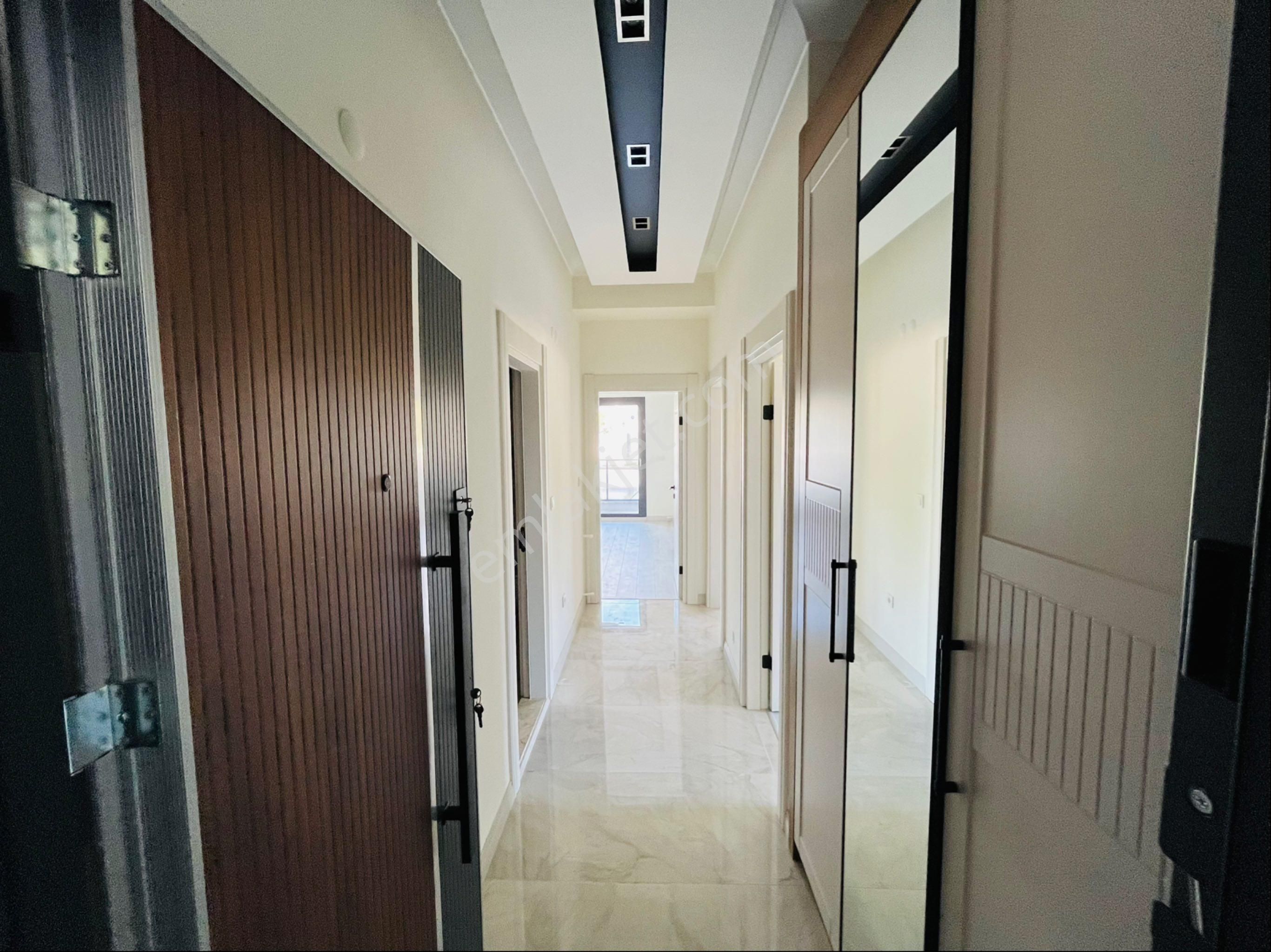 Altınoluk Doyran Mevkiinde Denize Yakın Bahçeli Yüksek Giriş Lüx Son 2 Adet 2+1 Sıfır Daire - Görsel 28