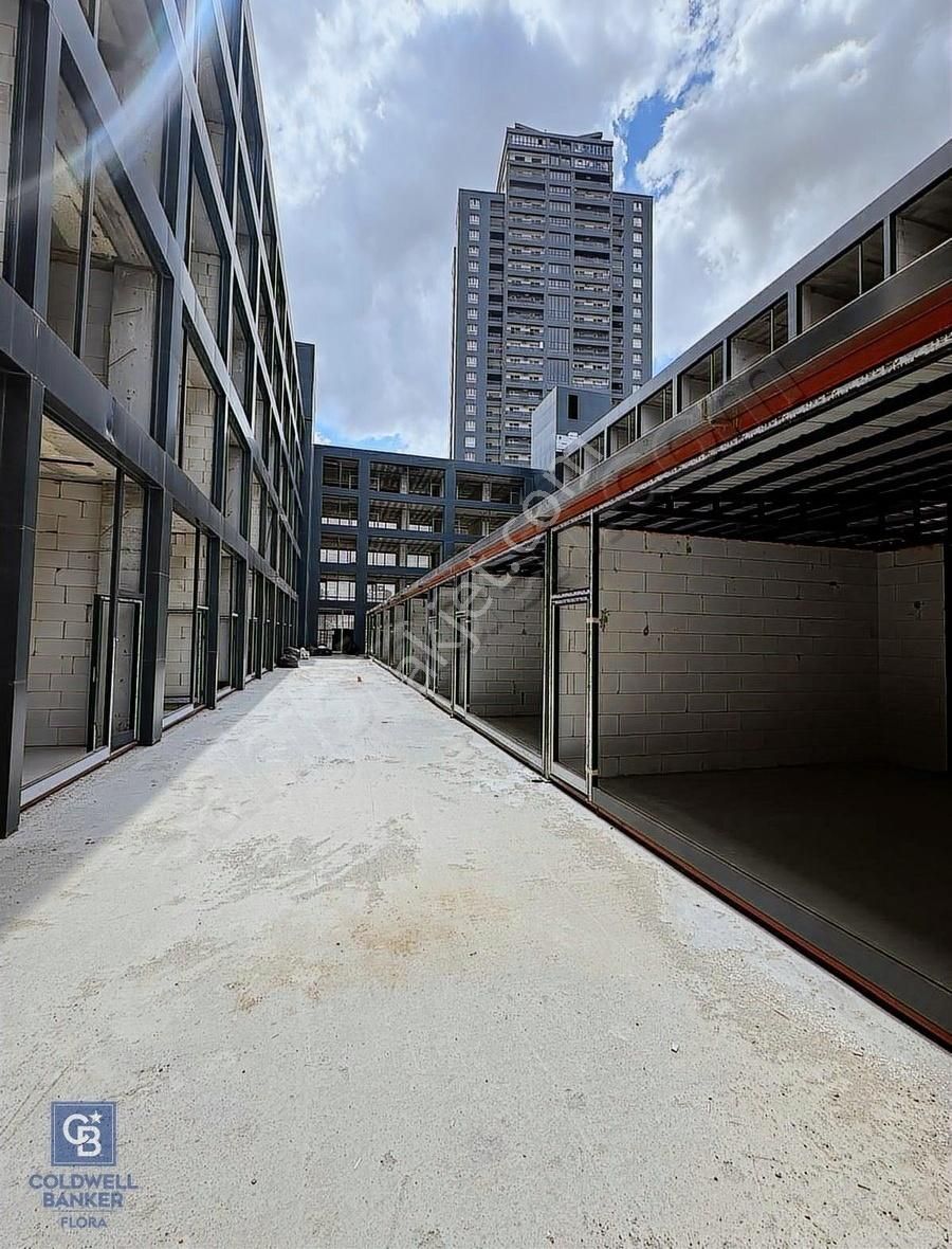 Bahçeşehir Hayatpark Avm Satılık Dükkan - Görsel 2