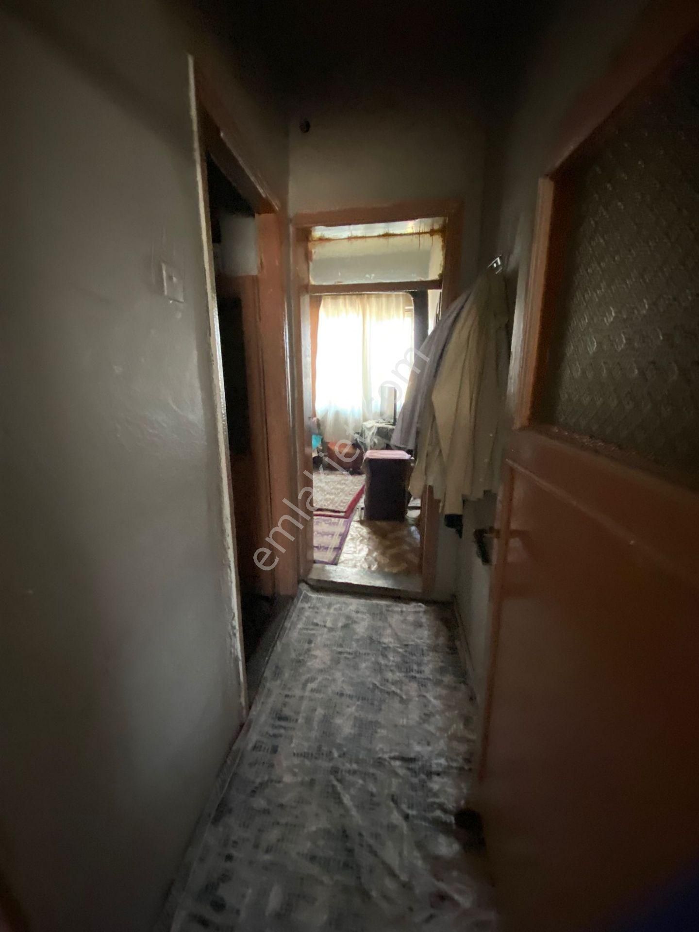 Medar Mah. İki Dükkan Bir Ev Satılık (emin'den) - Görsel 5