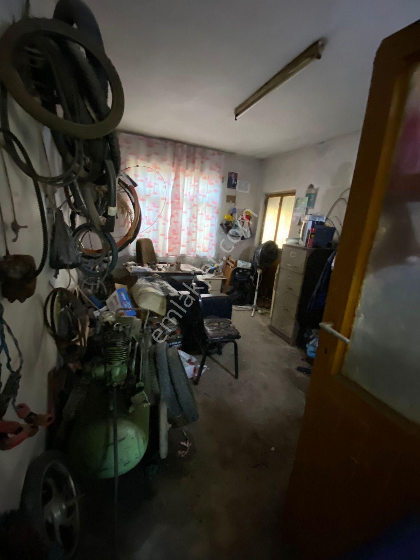 Medar Mah. İki Dükkan Bir Ev Satılık (emin'den) - Görsel 14