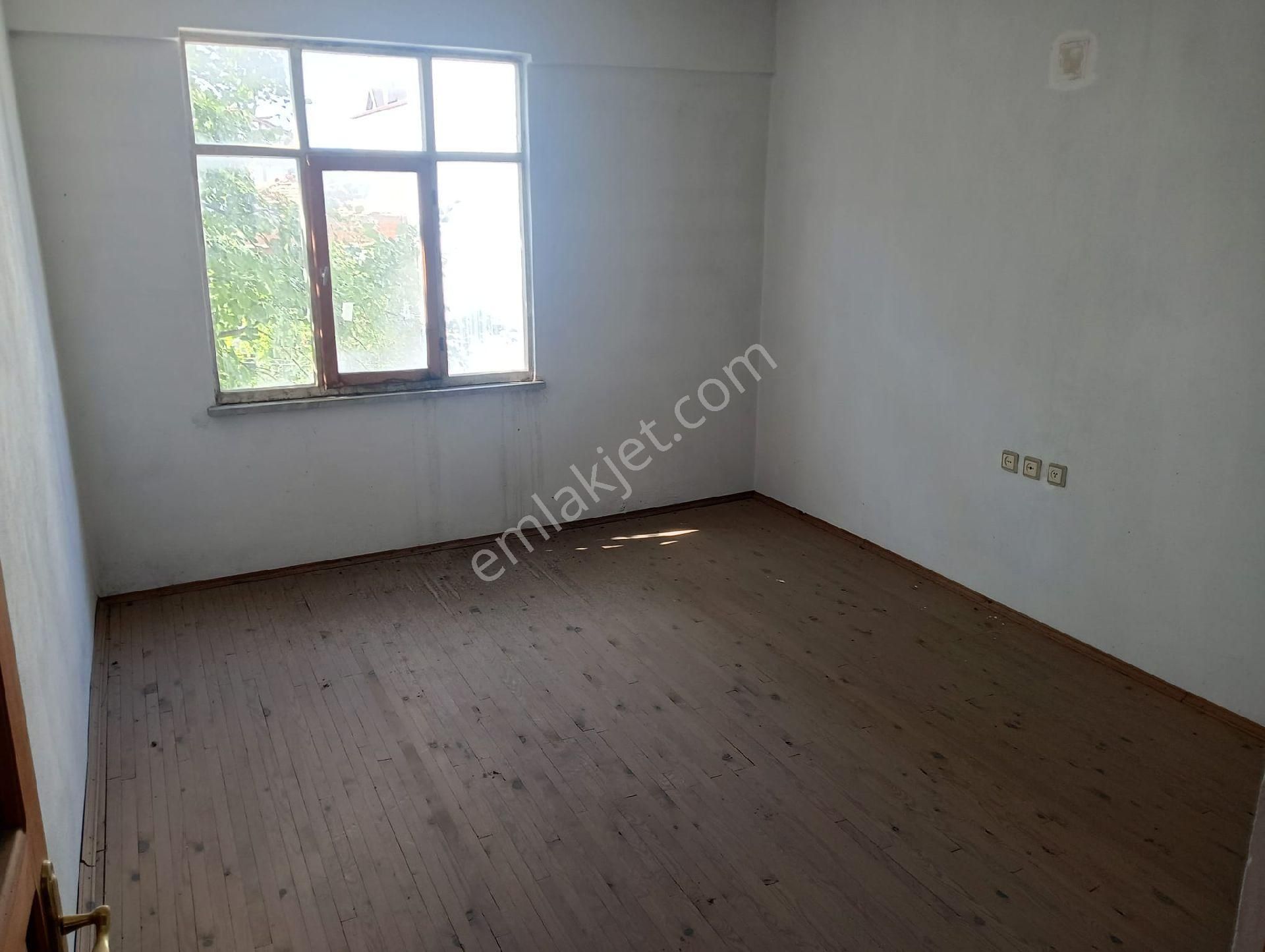 Demir Gayrimenkulden Bafra Emirefendi Mh'de Satılık 4 Katlı Bina - Görsel 10