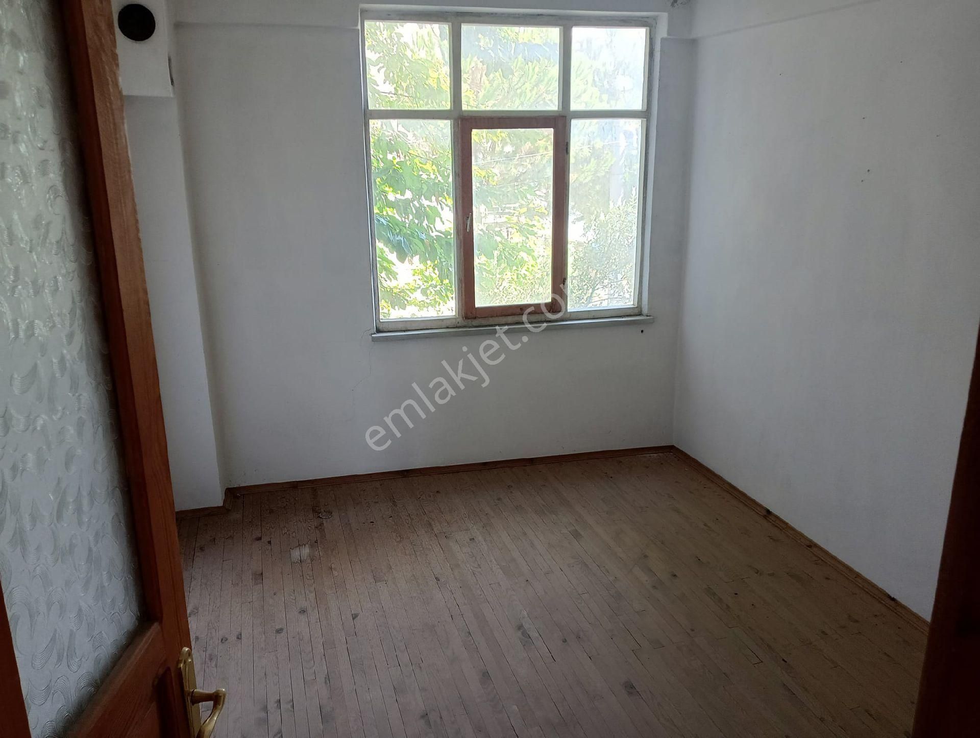 Demir Gayrimenkulden Bafra Emirefendi Mh'de Satılık 4 Katlı Bina - Görsel 11