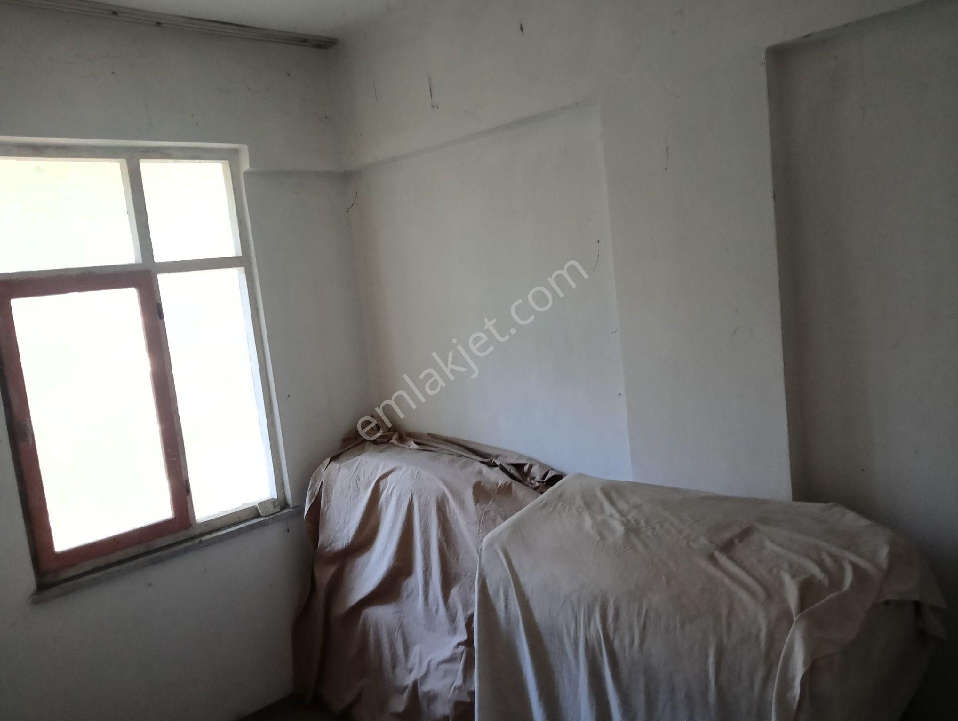 Demir Gayrimenkulden Bafra Emirefendi Mh'de Satılık 4 Katlı Bina - Görsel 16