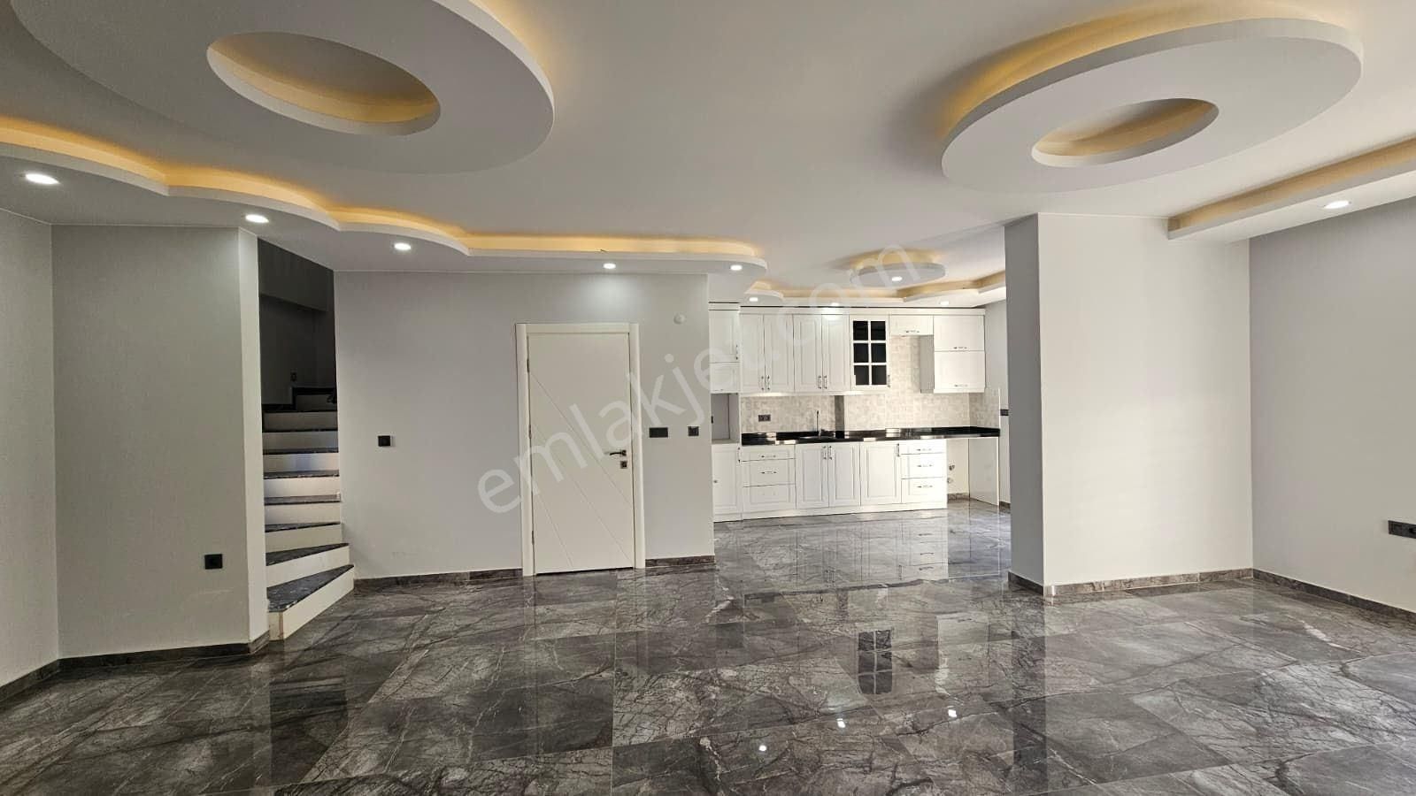 Uslu Plajına 250 Metre Tam Müstakil Emsalsiz Sıfır Villa - Görsel 20
